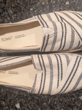 TOMS Stripe Canvas Slip-On in Cream and Black